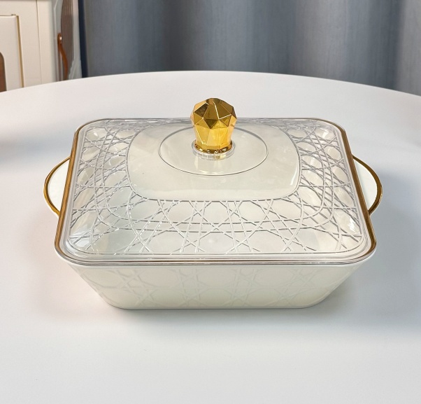 طبق تقديم كبير للضيافة والمناسبات