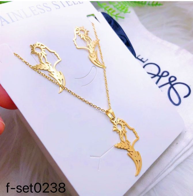 طقم إكسسوارات نسائي بتصميم ذهبي